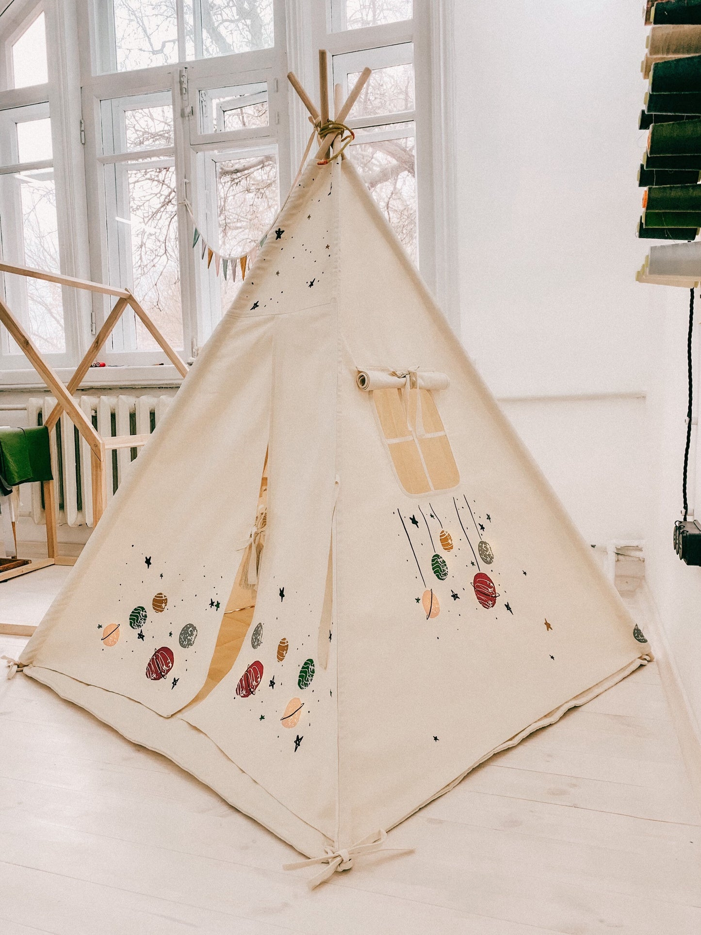 Solar System teepee tent, teepee 4 poles, play tent with two tassels - 1st birthday