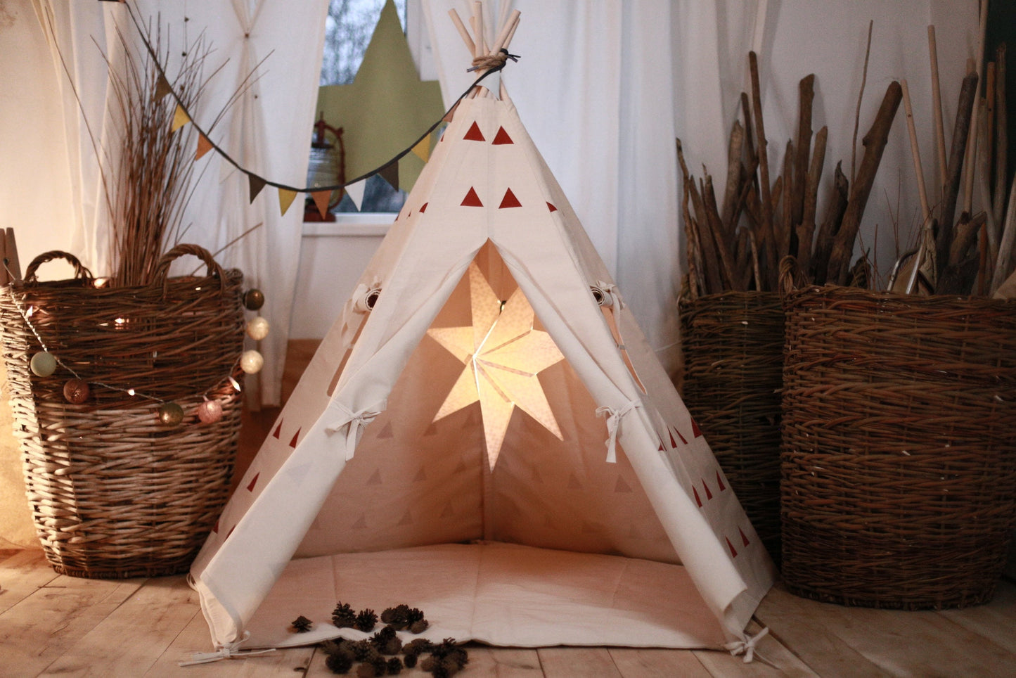 Kids Indoor Tent | Best Cabin Tents | Lighted Canopy | Kids Fort Tent | Princess Play Tent | Kids Indoor Teepee Tent - Christmas gift