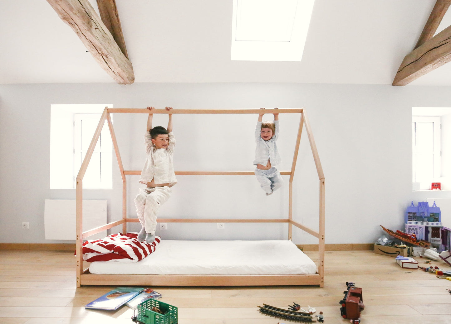 Montessori Floor Bed | Alder Wood Bed Frame | Cozy Bedroom Furniture | Gift for Children's Room Decor | Canopy Bed |