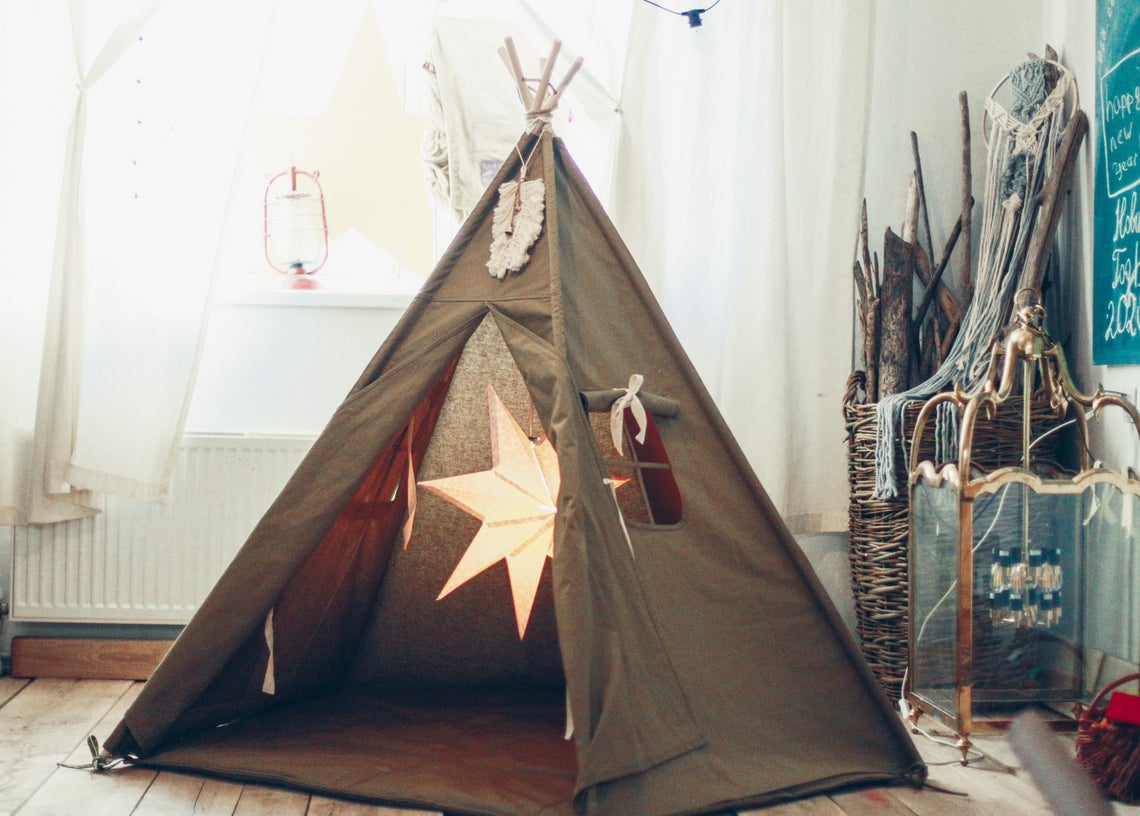 Indian Tent/Native American Kids Playhouse with Feather